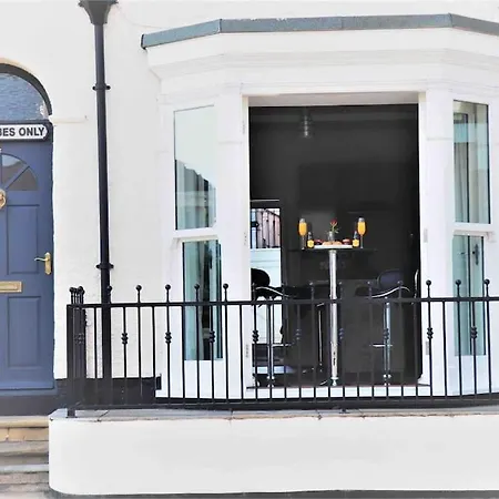 Sea View Apartment Sandy Toes And Salty Kisses Sleeps Upto 4 Cleethorpes Exterior photo