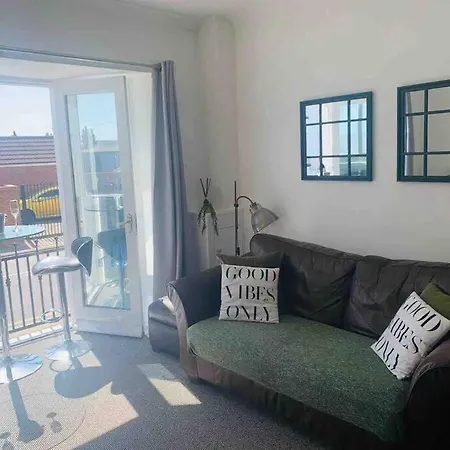 Sea View Apartment Sandy Toes And Salty Kisses Sleeps Upto 4 Cleethorpes Exterior photo