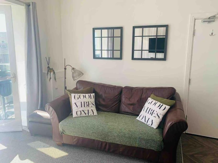 Sea View Sandy Toes And Salty Kisses Sleeps Upto 4 Cleethorpes